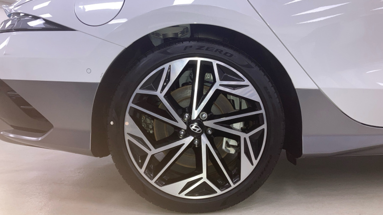 Hyundai IONIQ 6 239kW Ultimate 77kWh 4dr AWD Auto Electric Saloon